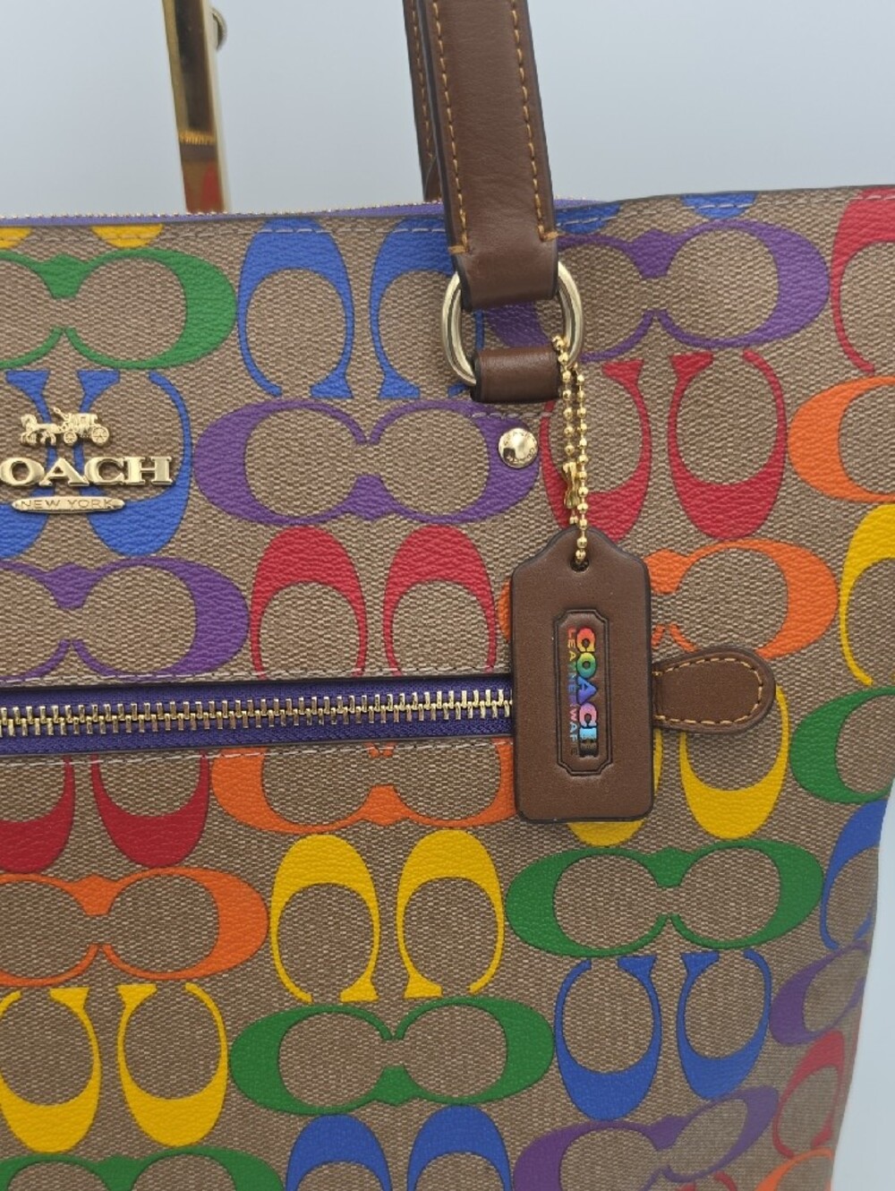 Coach Pride Brown Rainbow Signature Mono Large Limited Edition Tote (EUC)✨️🌈✨️ - Picture 4 of 13